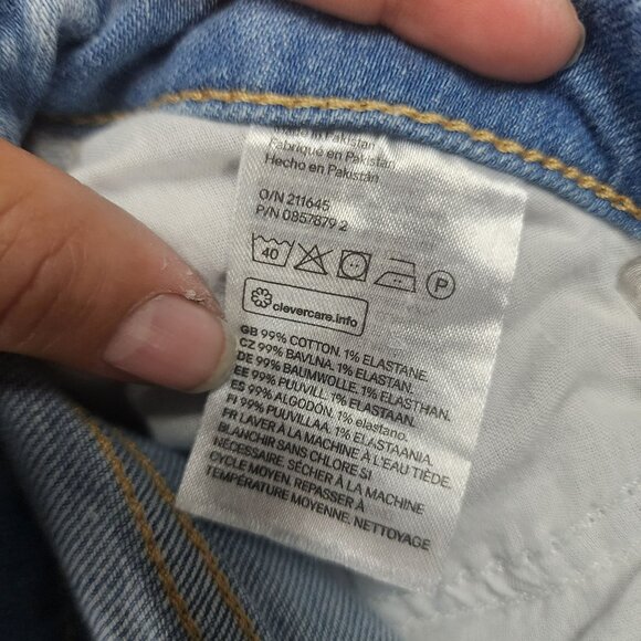 H&M Shorts Womens 2 Light Wash Stretch Mid Rise Denim Jeans - Picture 9 of 11